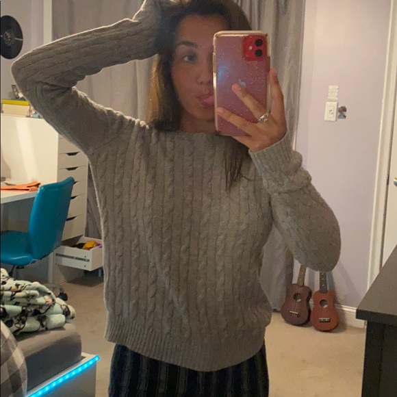 brandy melville gray olsen sweater🤍 - Picture 3 of 3